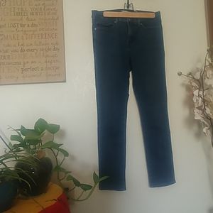 Levi's 311 shaping skinny WOMEN'S size 30